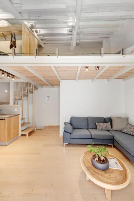 Nomade vibrant living loft Lejlighed Ermoupoli Eksteriør billede